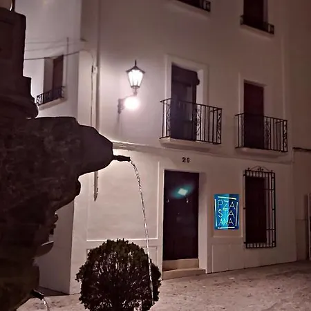 Casa de Campo Plaza Santa Ana
